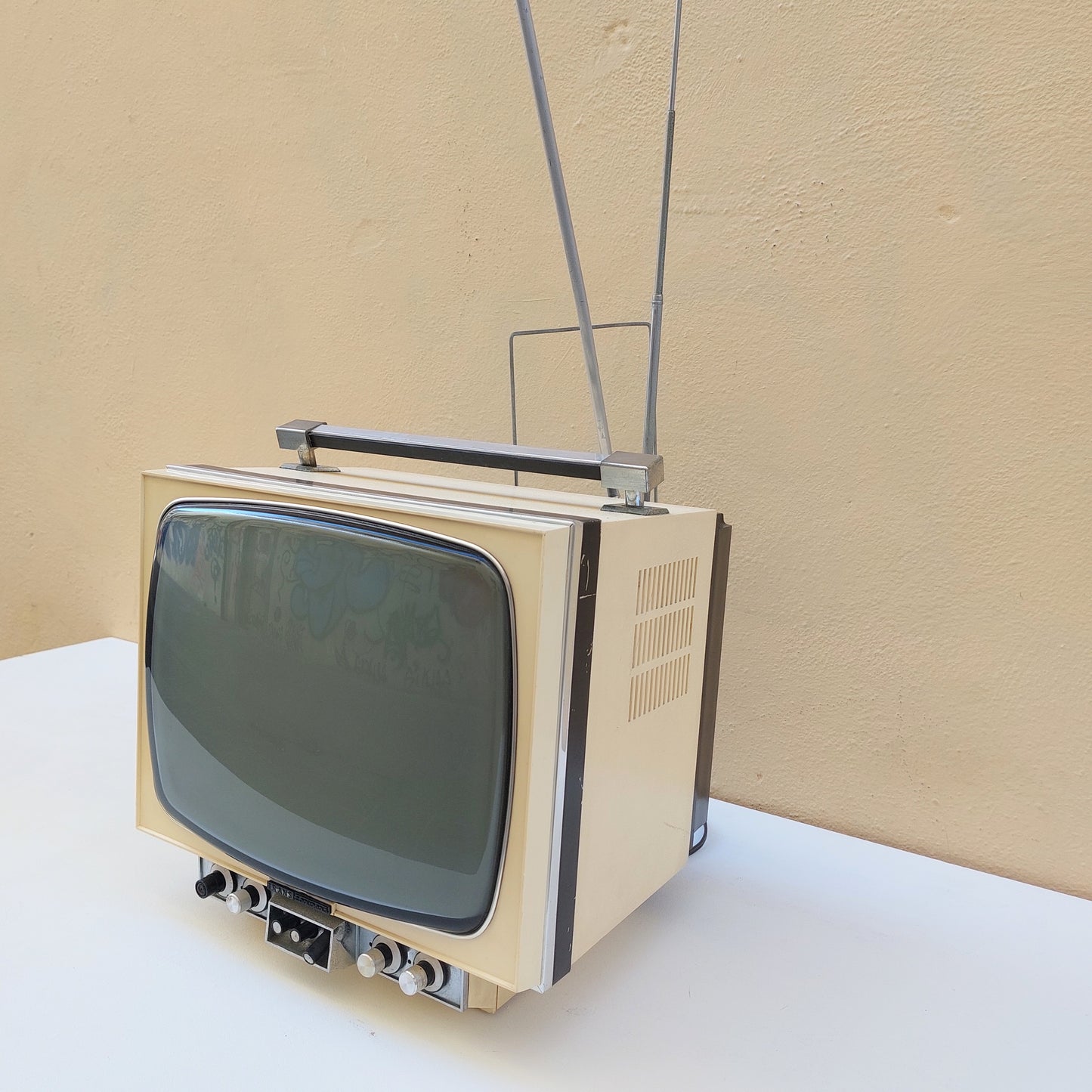 Tv Trans Continents-Pradoni, Italia, anni '70