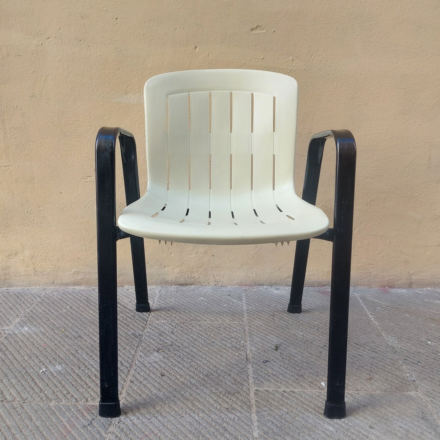 Sedia da giardino anni '70, Emu