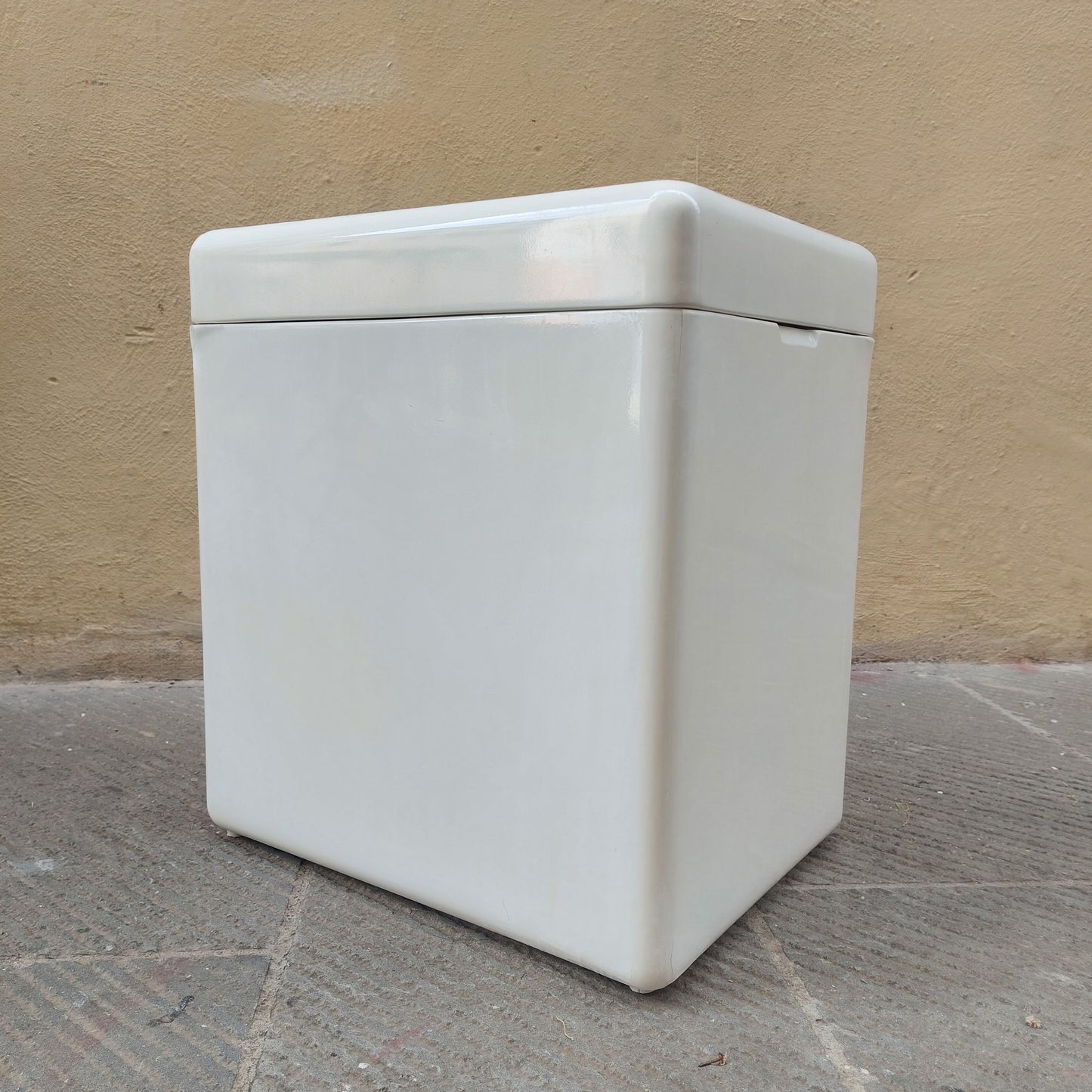 Panchetto contenitore anni '70