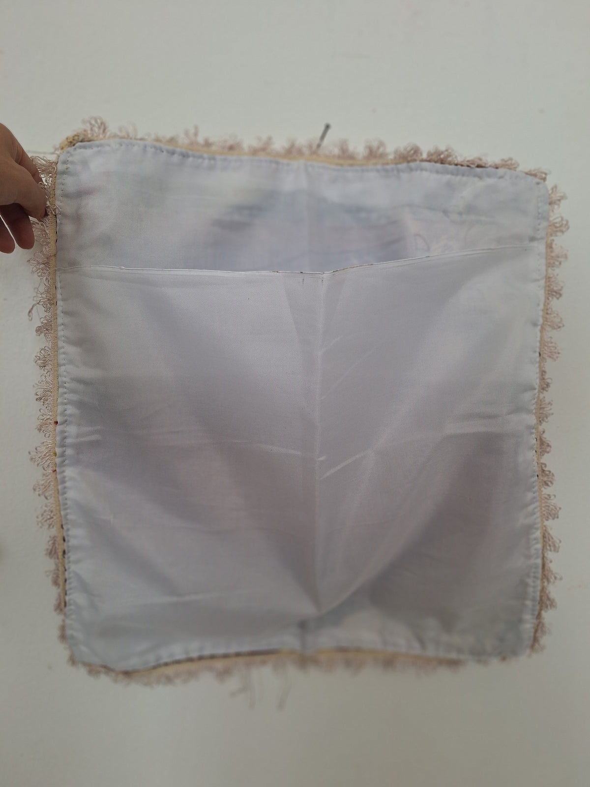 Copriletto matrimoniale in Gobelin/Lurex con motivi orientali anni '60/'70 + 2 copricuscini