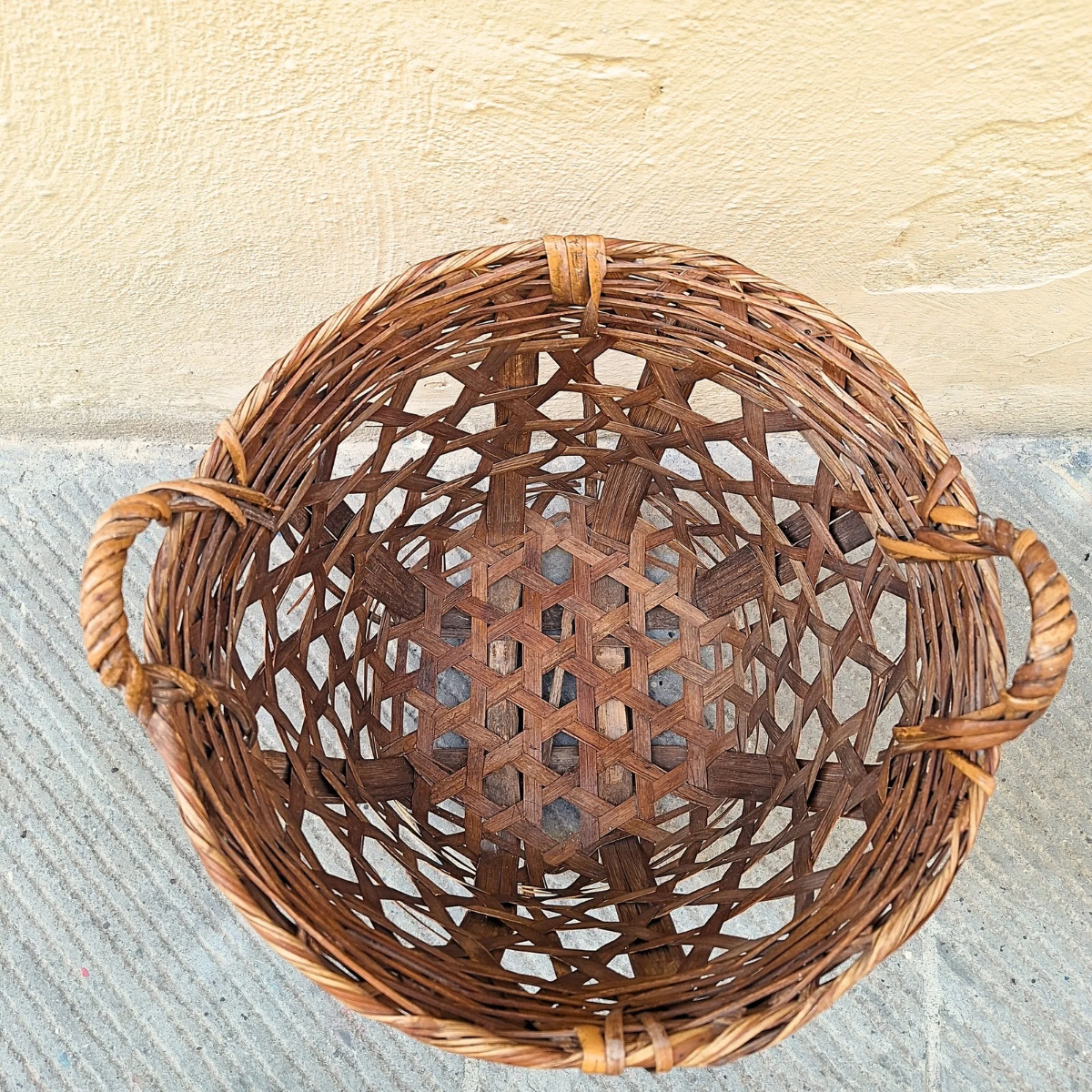 Cesto vintage in bambù