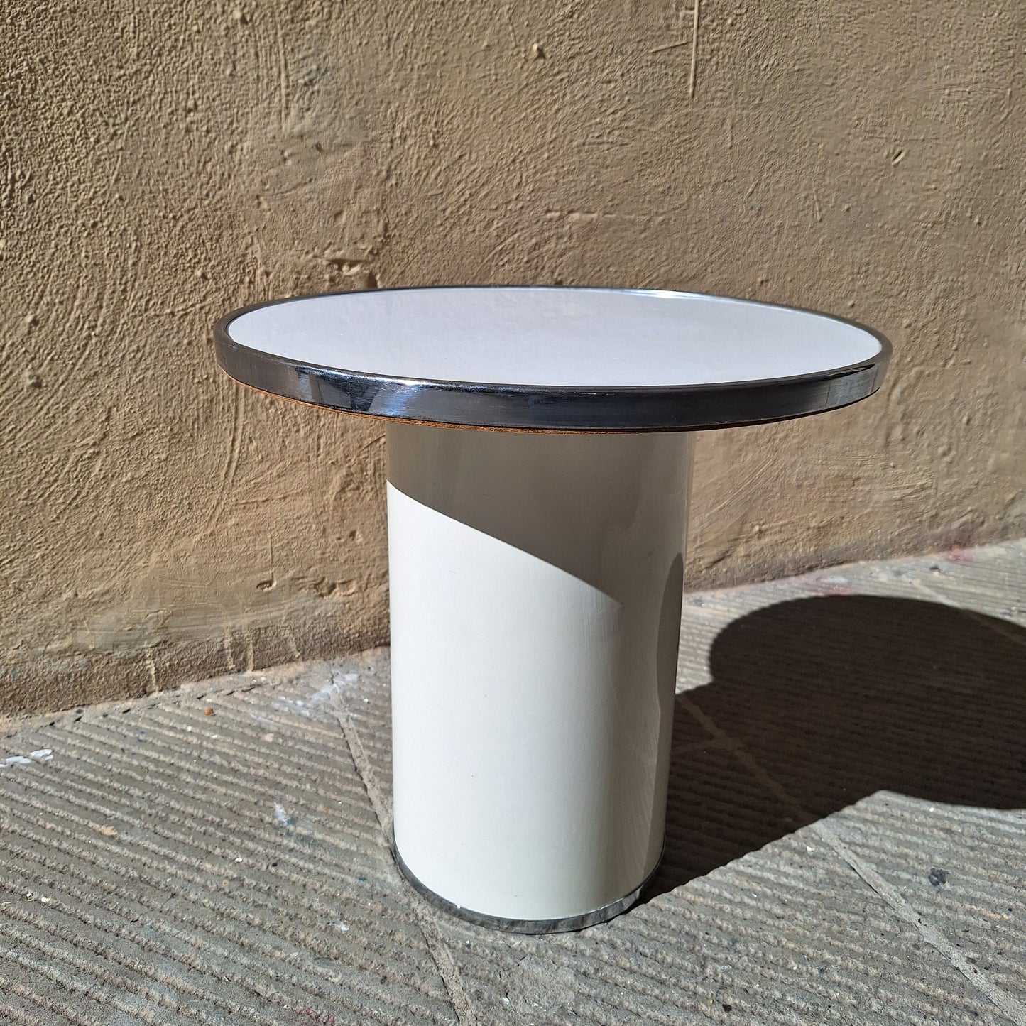 Piccolo tavolino anni '70