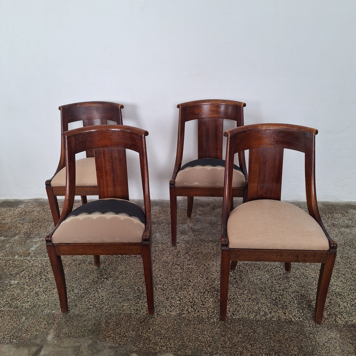 4 Sedie a gondola in mogano stile impero, Francia