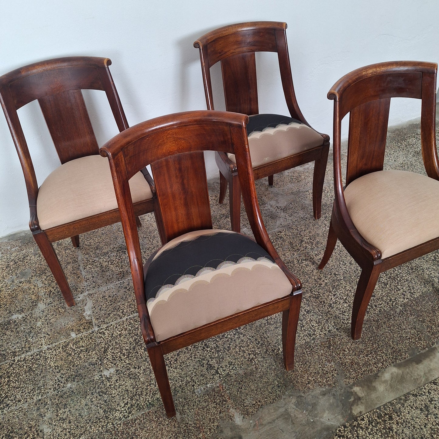 4 Sedie a gondola in mogano stile impero, Francia