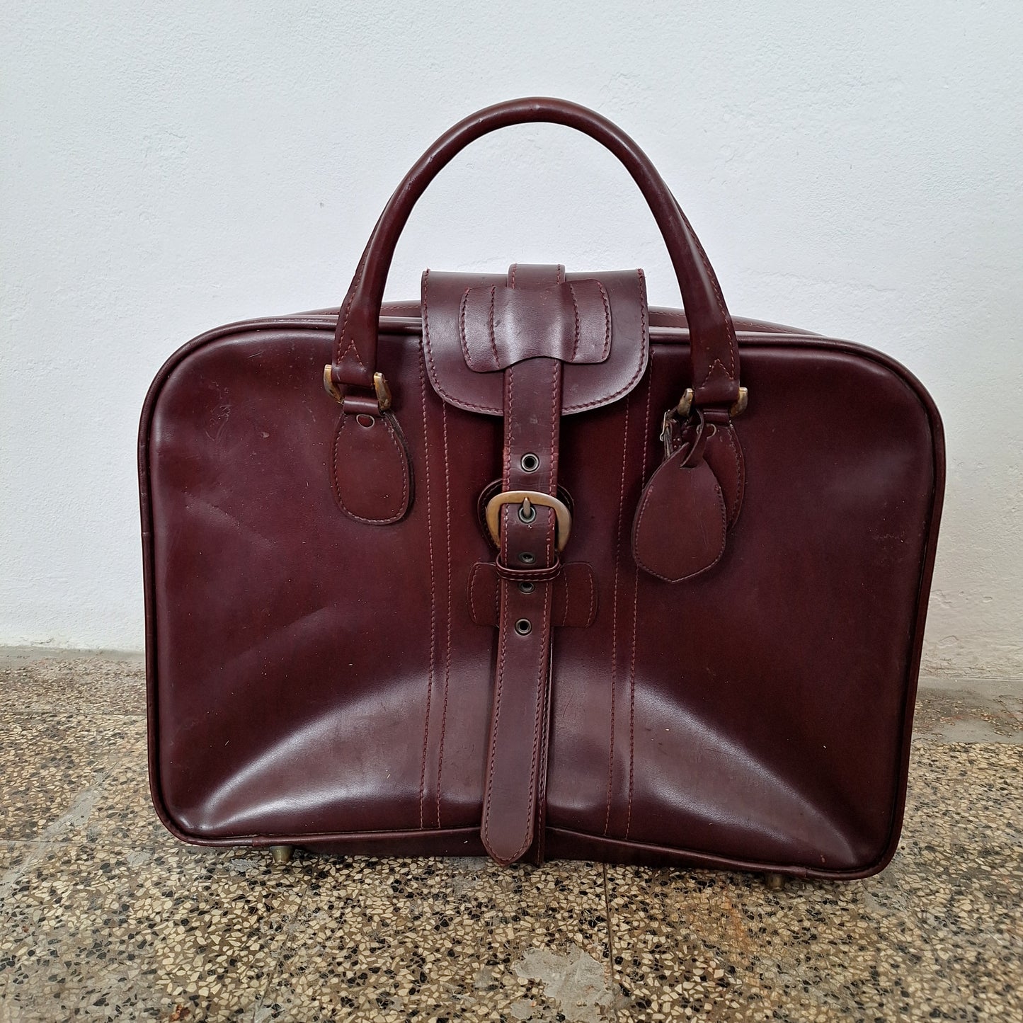 Valigia in pelle bordeaux anni '70