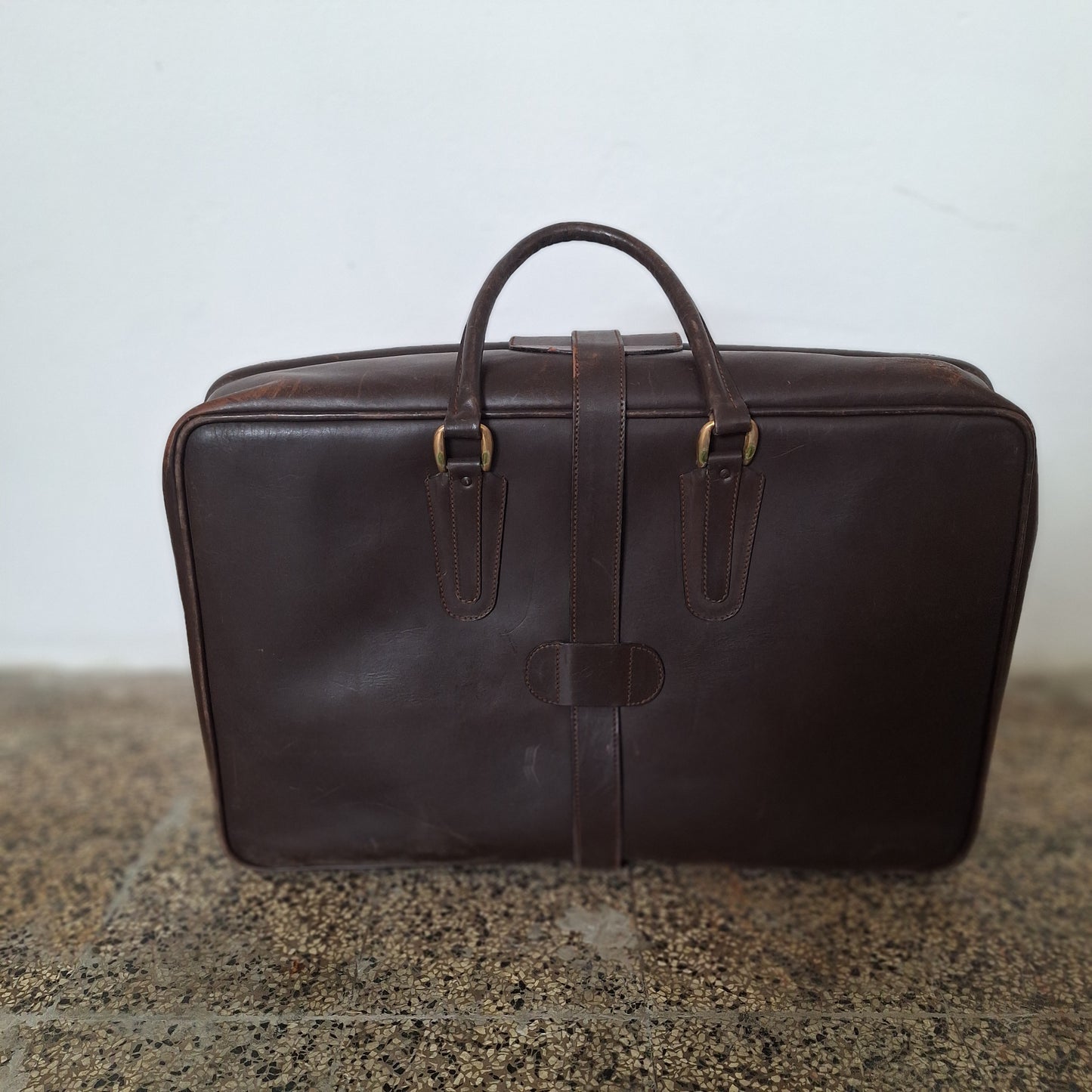 Valigia in pelle marrone anni '70