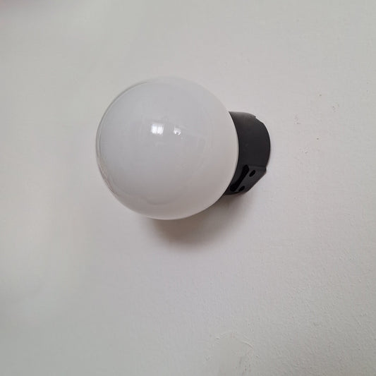 Lampada da parete a globo, anni '50