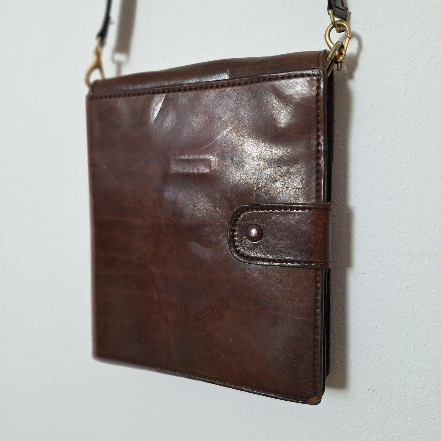 Borsello a tracolla organizer in cuoio anni '70