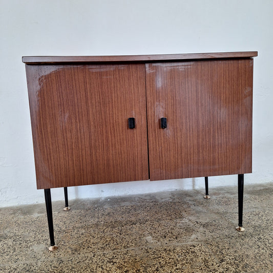 Mobiletto basso in stile scandinavo anni '60/'70