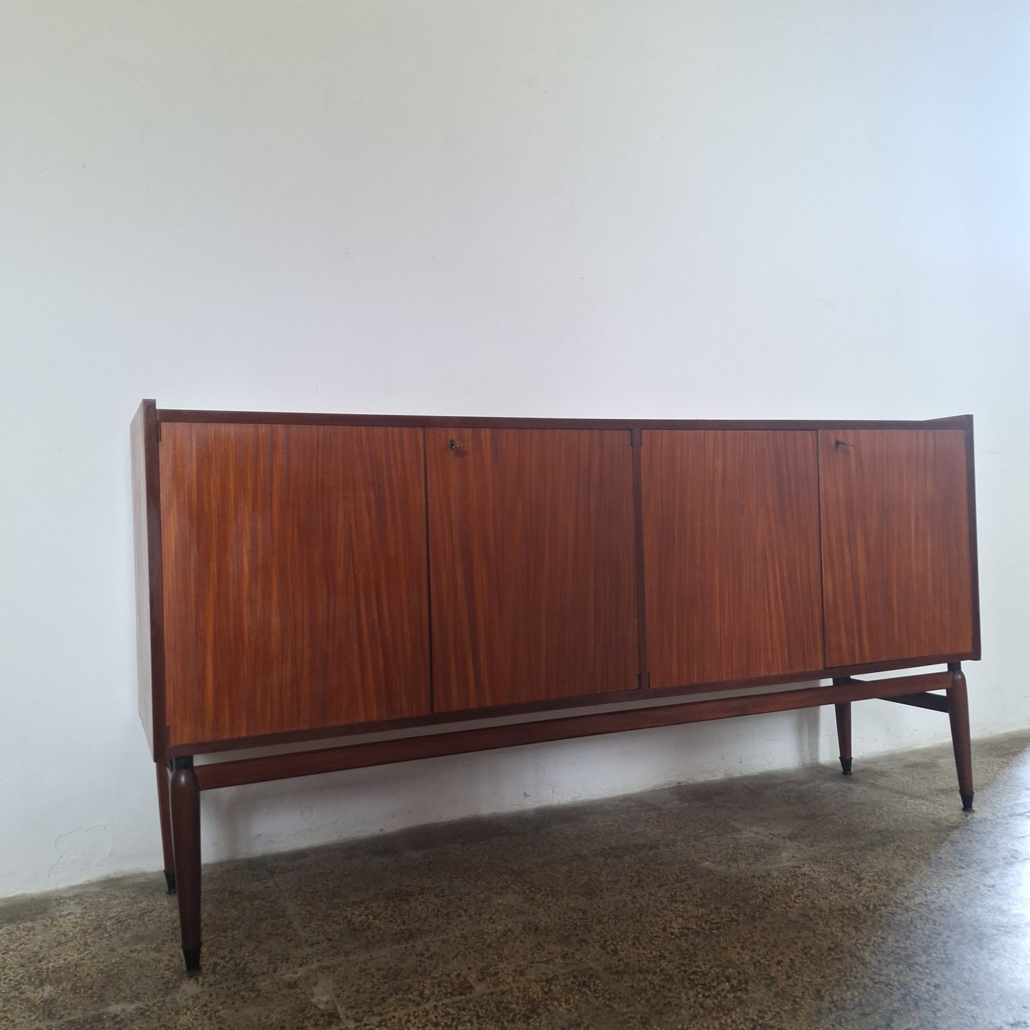 Credenza sideboard in stile scandinavo anni '60/'70