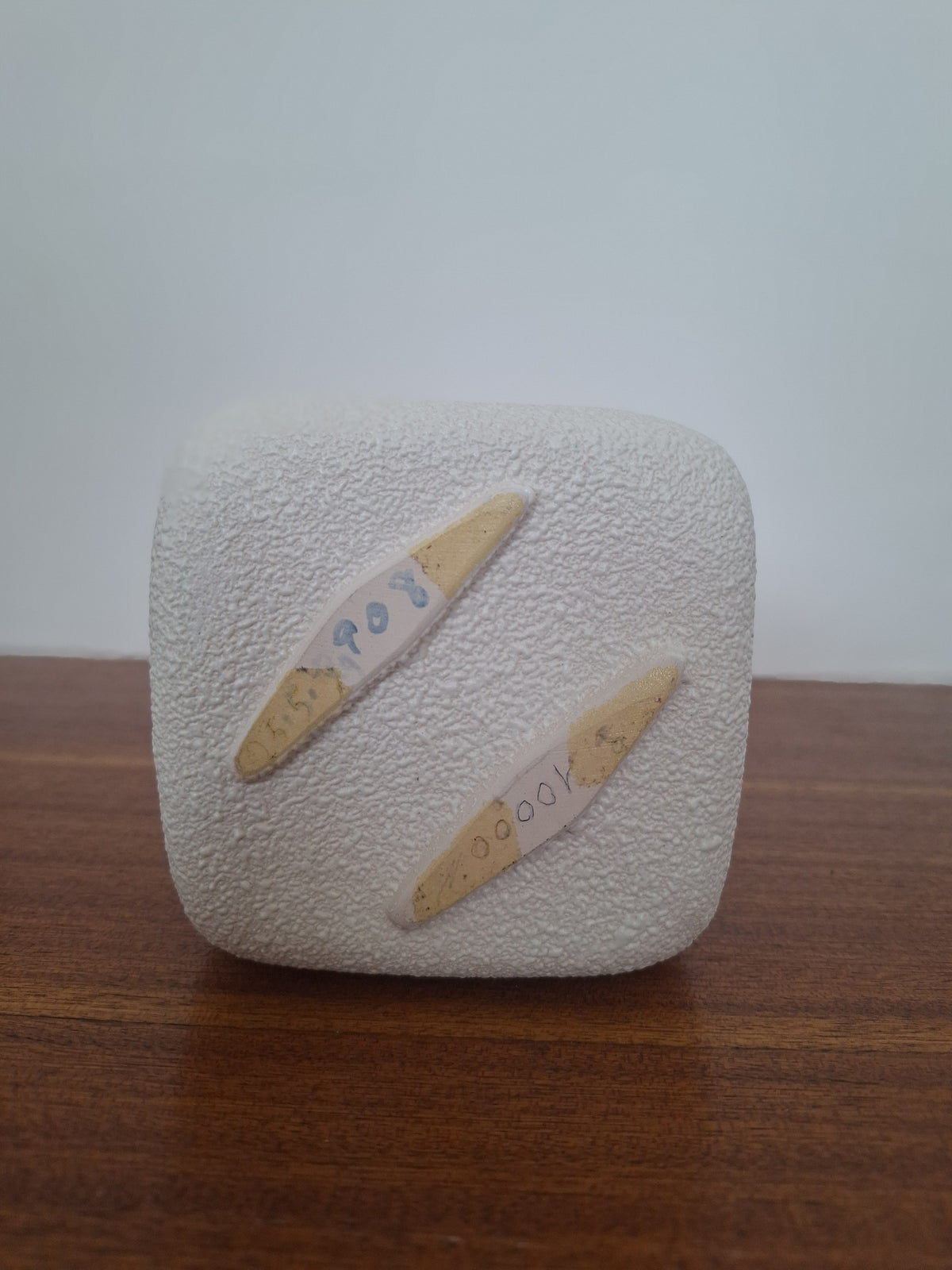 Portapenne/Vaso scultoreo in ceramica di Roberto Rigon anni '70