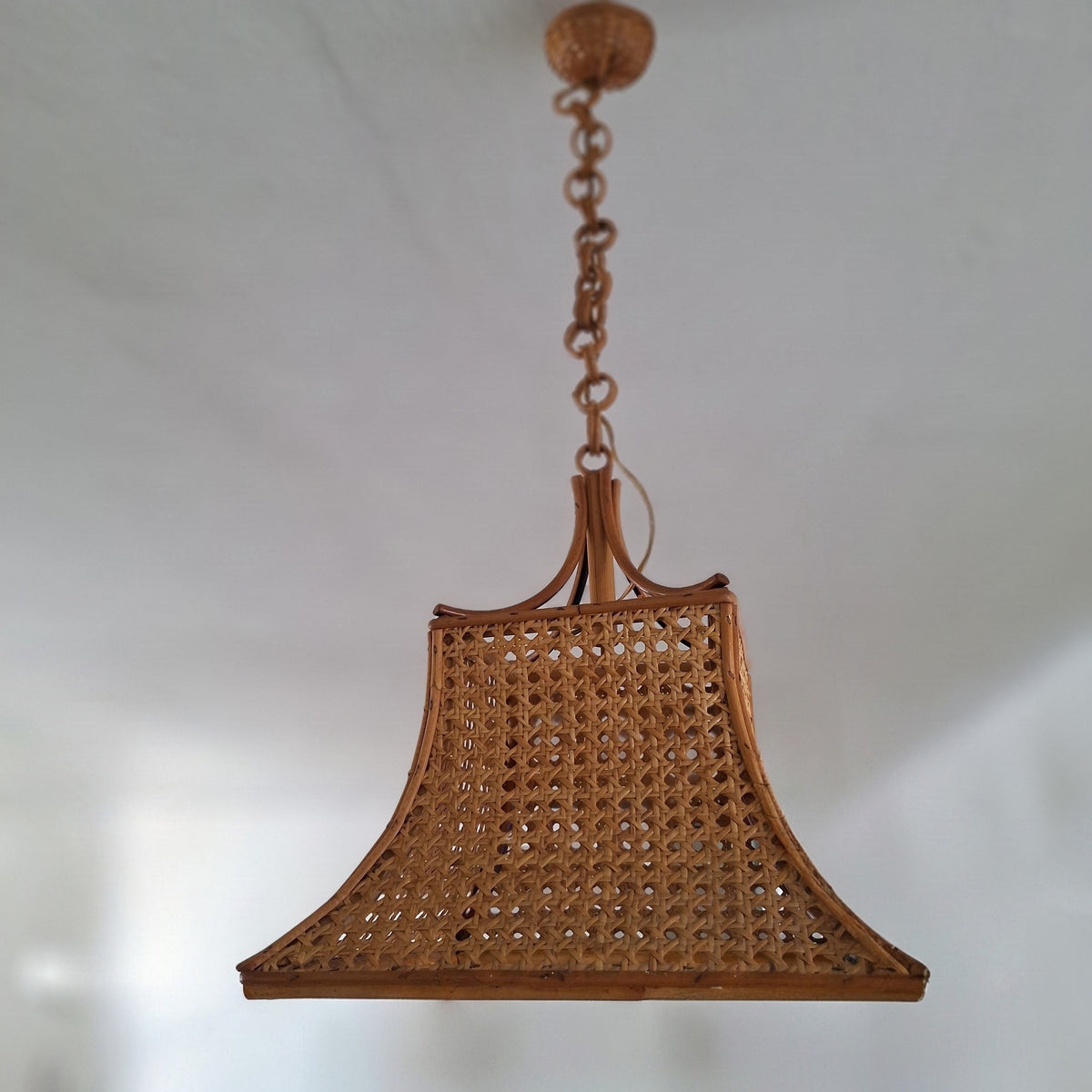 Lampadario a sospensione in bambù e paglia di Vienna anni '70