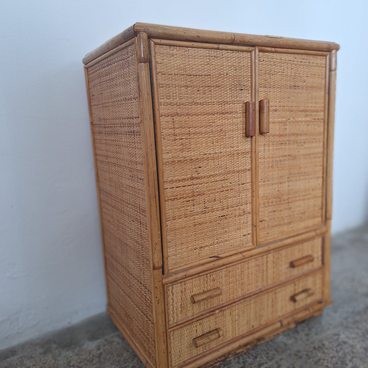 Mobiletto stipo in bambù anni '70