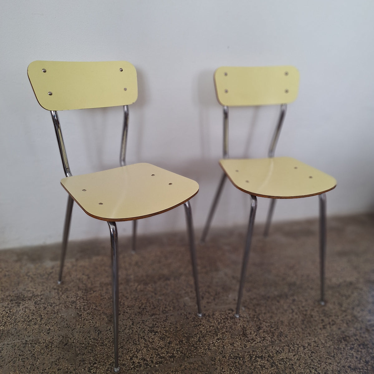 Coppia di sedie in formica anni '60
