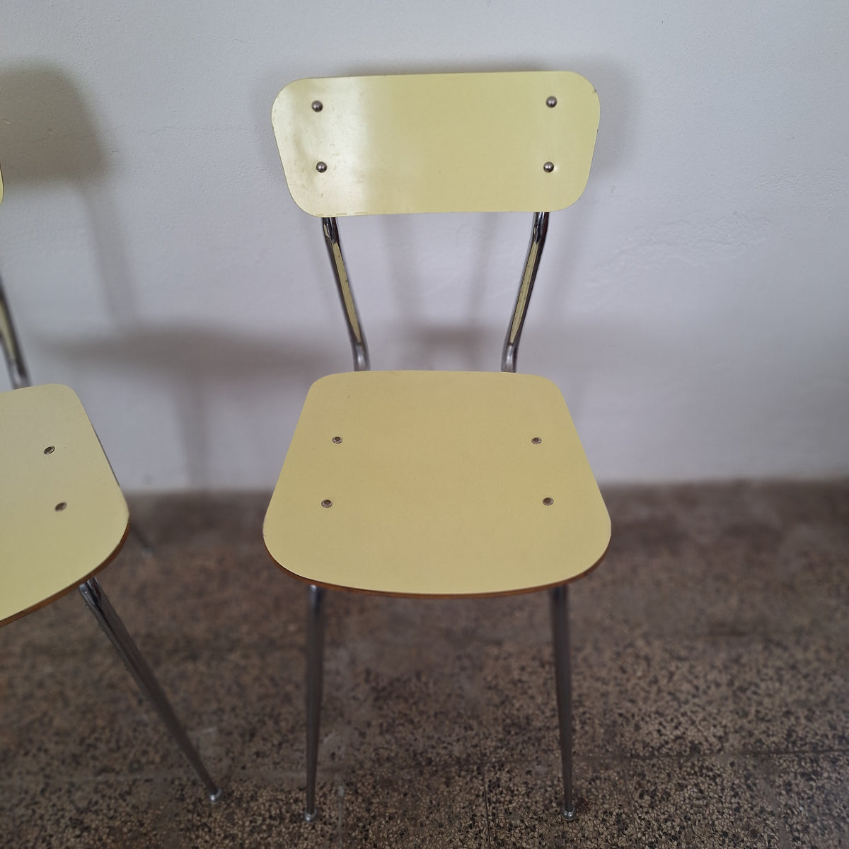 Coppia di sedie in formica anni '60
