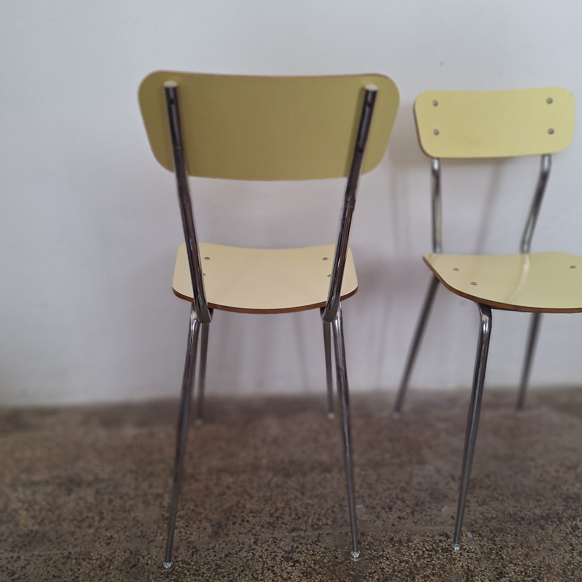 Coppia di sedie in formica anni '60