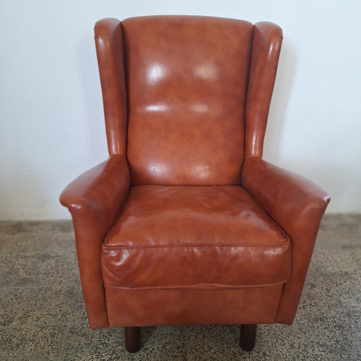 Poltrona in eco-pelle, anni '50-'60