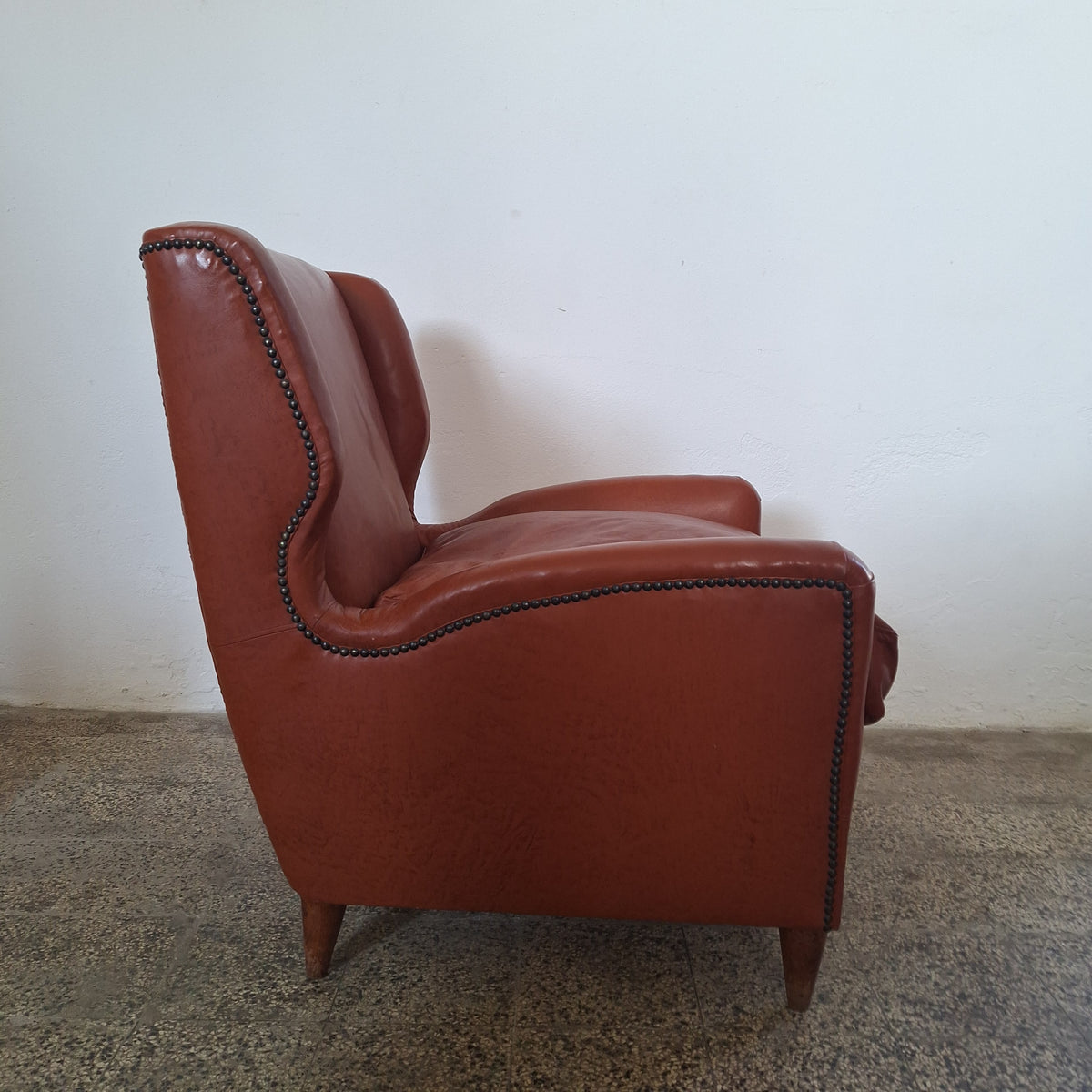 Poltroncina vintage in eco-pelle, anni '50-'60