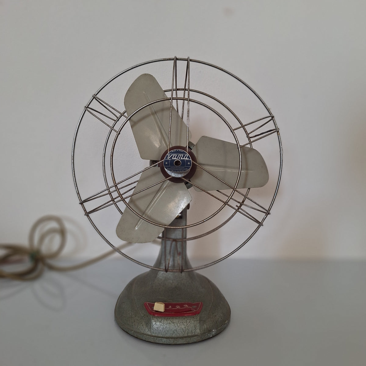Ventilatore da tavolo VAMA Milano in metallo anni '50-'60