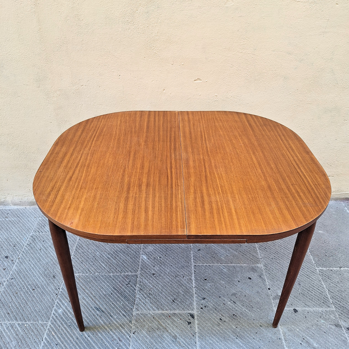 Tavolo ovale allungabile in teak, anni '60