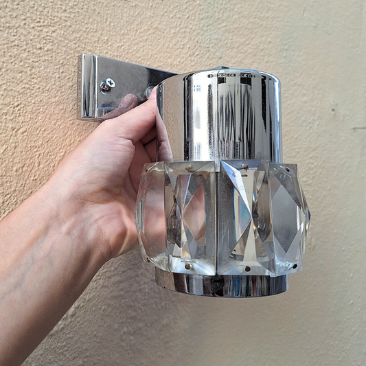 2 Appliques anni '60 in acciaio e cristallo