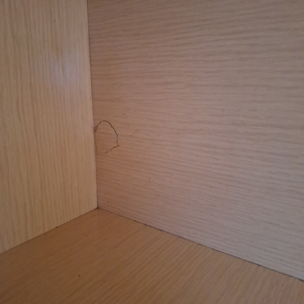 Credenza in formica a doppio corpo con vano a ribalta, anni '50